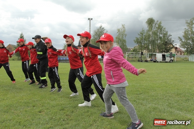 Zdjęcie w galerii na portalu naszraciborz.pl: Samborowice rywalizowały same ze sobą. Wynik pierwszej drużyny poniżej setki! wiadomości z regionu