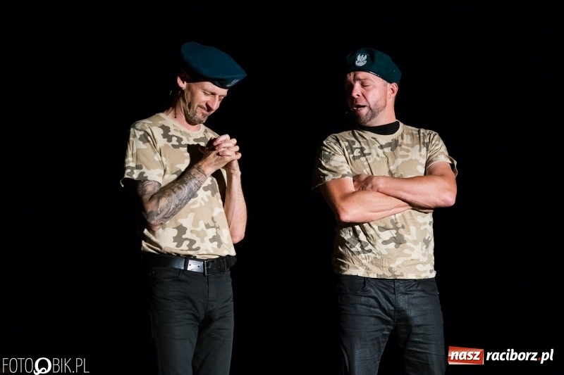 Zdjęcie w galerii na portalu naszraciborz.pl: Kabaret Ani Mru-Mru bawił w  Raciborskim Centrum Kultury wiadomości z regionu