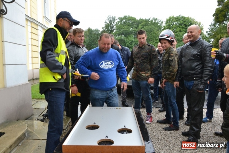 Zdjęcie w galerii na portalu naszraciborz.pl: Szrot czy sztos? Co jeździ po naszych drogach?  wiadomości z regionu