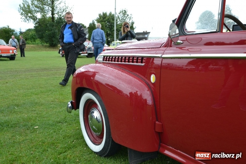 Zdjęcie w galerii na portalu naszraciborz.pl: Szrot czy sztos? Co jeździ po naszych drogach?  wiadomości z regionu