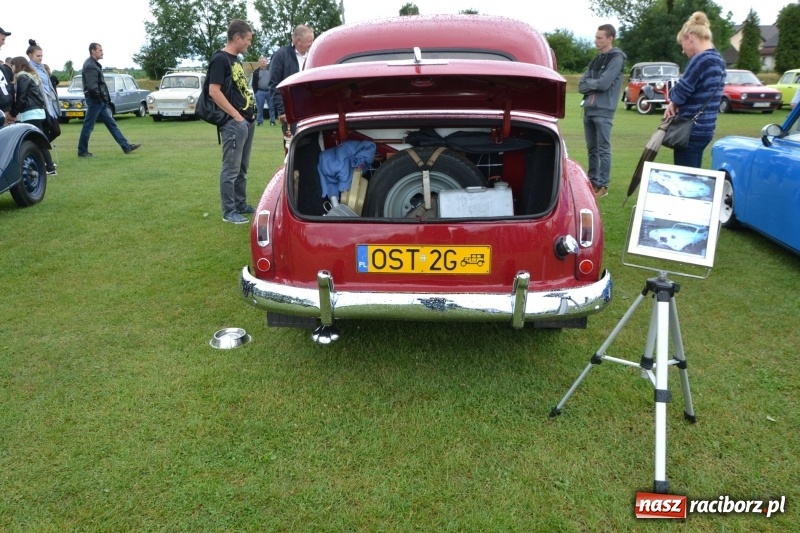Zdjęcie w galerii na portalu naszraciborz.pl: Szrot czy sztos? Co jeździ po naszych drogach?  wiadomości z regionu