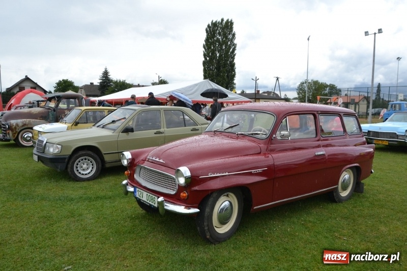 Zdjęcie w galerii na portalu naszraciborz.pl: Szrot czy sztos? Co jeździ po naszych drogach?  wiadomości z regionu