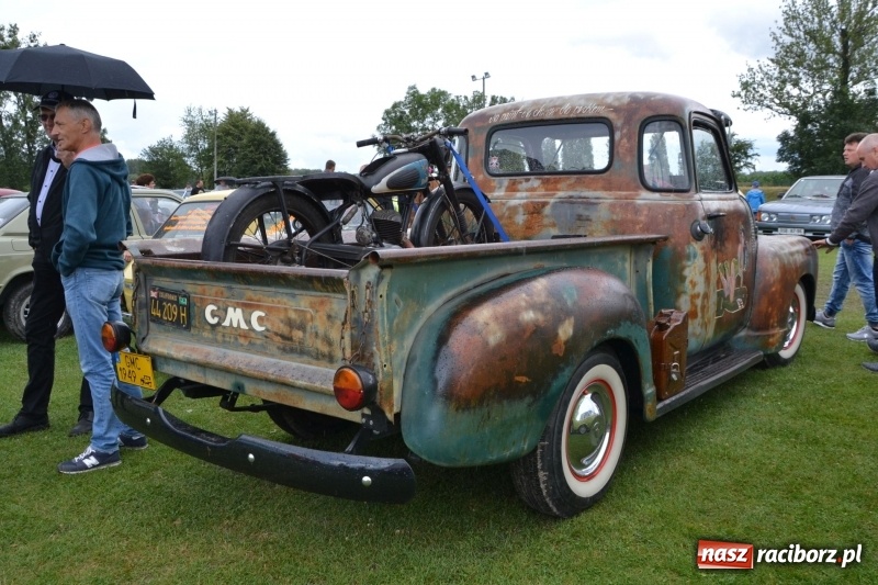 Zdjęcie w galerii na portalu naszraciborz.pl: Szrot czy sztos? Co jeździ po naszych drogach?  wiadomości z regionu