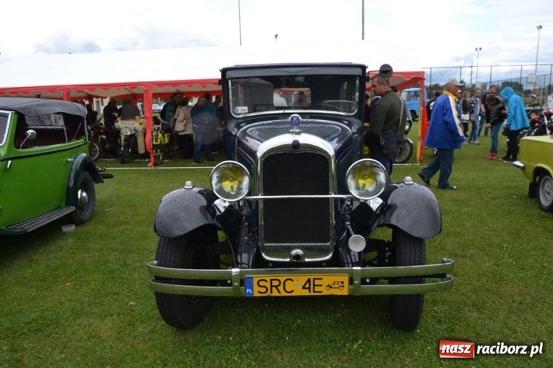 Zdjęcie w galerii na portalu naszraciborz.pl: Szrot czy sztos? Co jeździ po naszych drogach?  wiadomości z regionu