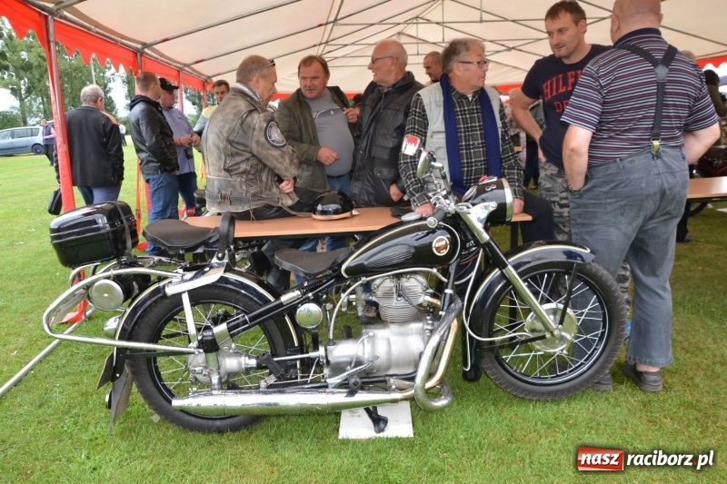 Zdjęcie w galerii na portalu naszraciborz.pl: Szrot czy sztos? Co jeździ po naszych drogach?  wiadomości z regionu