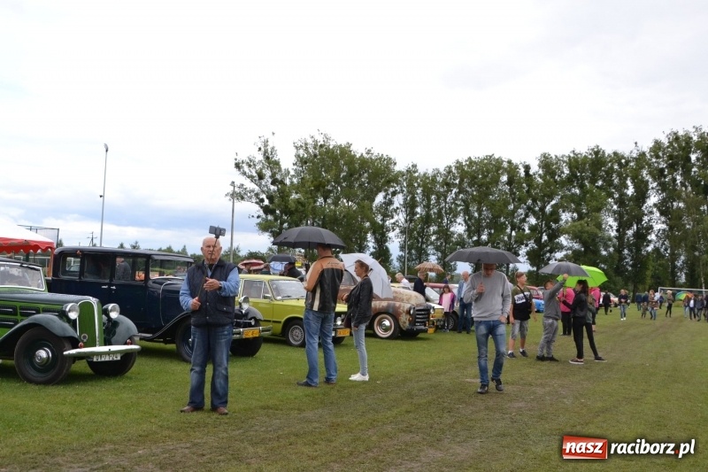 Zdjęcie w galerii na portalu naszraciborz.pl: Szrot czy sztos? Co jeździ po naszych drogach?  wiadomości z regionu
