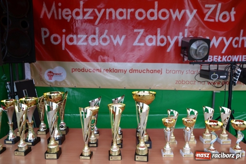 Zdjęcie w galerii na portalu naszraciborz.pl: Szrot czy sztos? Co jeździ po naszych drogach?  wiadomości z regionu