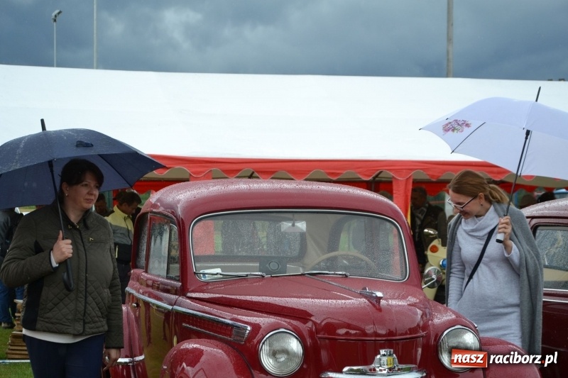 Zdjęcie w galerii na portalu naszraciborz.pl: Szrot czy sztos? Co jeździ po naszych drogach?  wiadomości z regionu