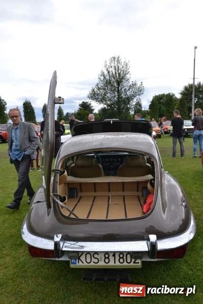 Zdjęcie w galerii na portalu naszraciborz.pl: Szrot czy sztos? Co jeździ po naszych drogach?  wiadomości z regionu