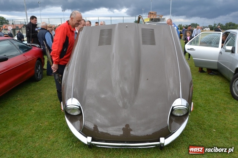 Zdjęcie w galerii na portalu naszraciborz.pl: Szrot czy sztos? Co jeździ po naszych drogach?  wiadomości z regionu