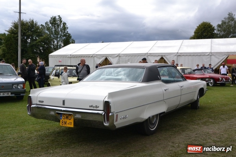 Zdjęcie w galerii na portalu naszraciborz.pl: Szrot czy sztos? Co jeździ po naszych drogach?  wiadomości z regionu