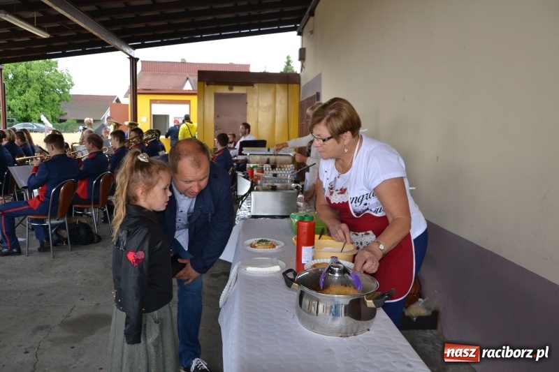 Zdjęcie w galerii na portalu naszraciborz.pl: Szrot czy sztos? Co jeździ po naszych drogach?  wiadomości z regionu