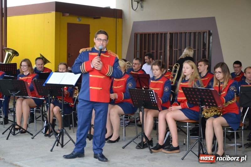Zdjęcie w galerii na portalu naszraciborz.pl: Szrot czy sztos? Co jeździ po naszych drogach?  wiadomości z regionu