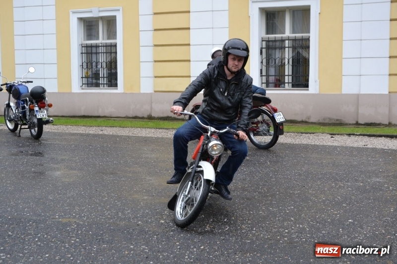 Zdjęcie w galerii na portalu naszraciborz.pl: Szrot czy sztos? Co jeździ po naszych drogach?  wiadomości z regionu