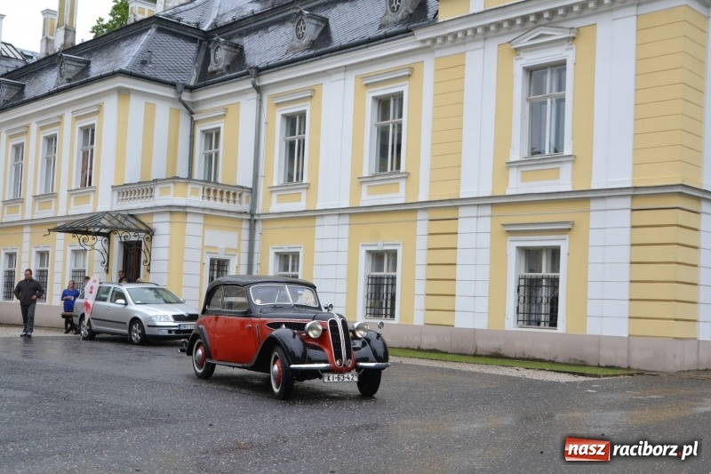Zdjęcie w galerii na portalu naszraciborz.pl: Szrot czy sztos? Co jeździ po naszych drogach?  wiadomości z regionu
