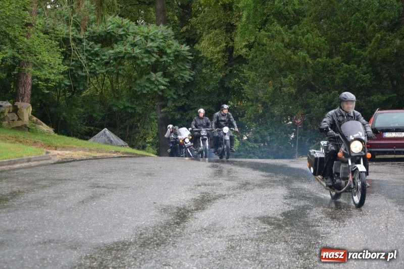 Zdjęcie w galerii na portalu naszraciborz.pl: Szrot czy sztos? Co jeździ po naszych drogach?  wiadomości z regionu
