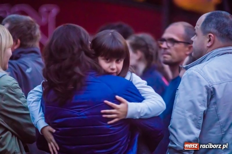 Zdjęcie w galerii na portalu naszraciborz.pl: Wakacji nadszedł czas. Pierwszy turnus wyjechał do Pleśnej wiadomości z regionu