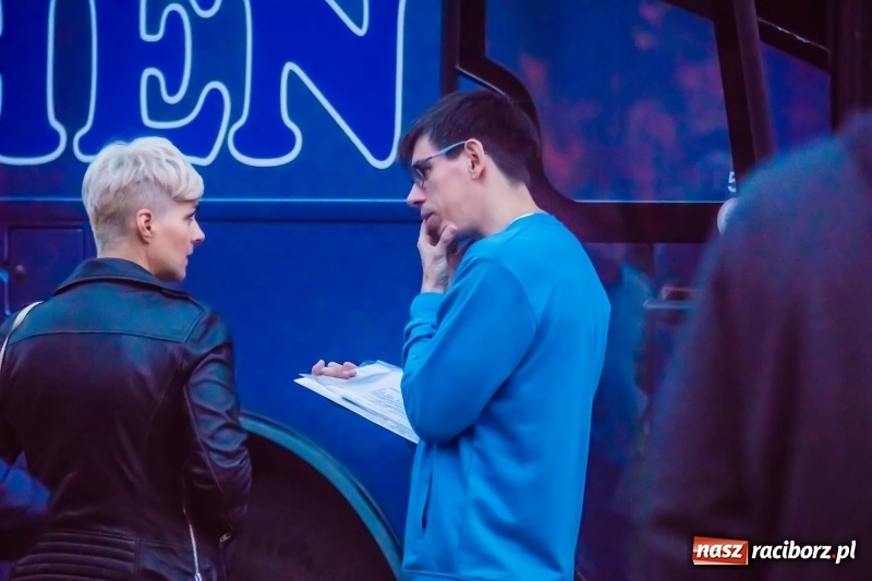 Zdjęcie w galerii na portalu naszraciborz.pl: Wakacji nadszedł czas. Pierwszy turnus wyjechał do Pleśnej wiadomości z regionu