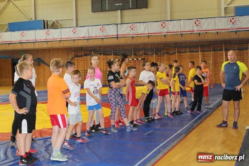 Zdjęcie w galerii na portalu naszraciborz.pl: Zapaśnicy MKZ Unii Racibórz i Lokomotiva Krnov na zgrupowaniu w Szczyrku wiadomości z regionu