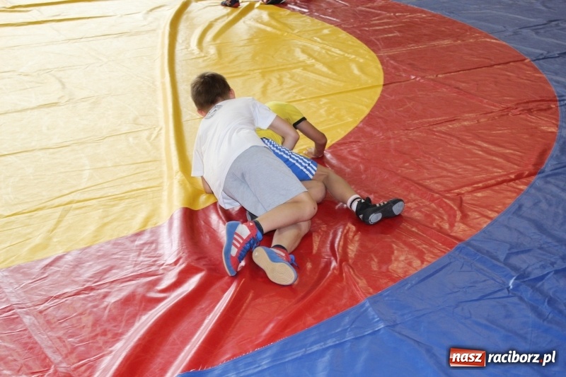 Zdjęcie w galerii na portalu naszraciborz.pl: Zapaśnicy MKZ Unii Racibórz i Lokomotiva Krnov na zgrupowaniu w Szczyrku wiadomości z regionu