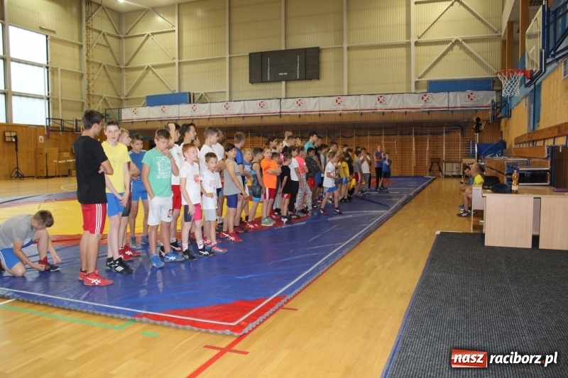 Zdjęcie w galerii na portalu naszraciborz.pl: Zapaśnicy MKZ Unii Racibórz i Lokomotiva Krnov na zgrupowaniu w Szczyrku wiadomości z regionu