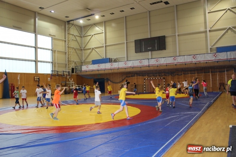 Zdjęcie w galerii na portalu naszraciborz.pl: Zapaśnicy MKZ Unii Racibórz i Lokomotiva Krnov na zgrupowaniu w Szczyrku wiadomości z regionu