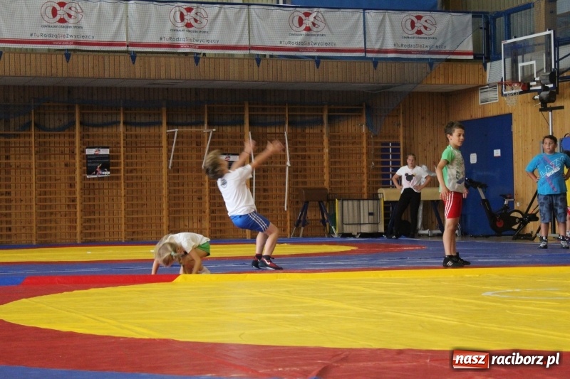 Zdjęcie w galerii na portalu naszraciborz.pl: Zapaśnicy MKZ Unii Racibórz i Lokomotiva Krnov na zgrupowaniu w Szczyrku wiadomości z regionu