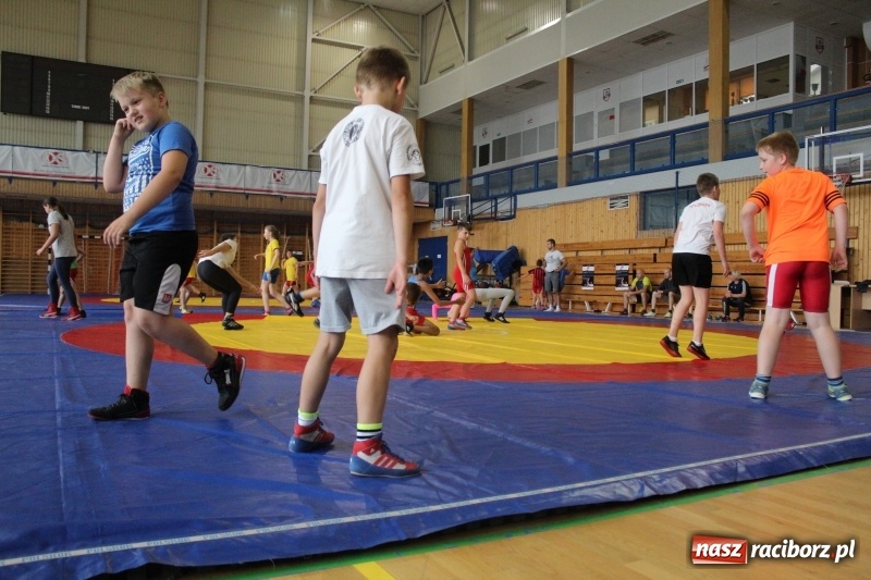 Zdjęcie w galerii na portalu naszraciborz.pl: Zapaśnicy MKZ Unii Racibórz i Lokomotiva Krnov na zgrupowaniu w Szczyrku wiadomości z regionu