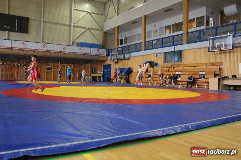 Zdjęcie w galerii na portalu naszraciborz.pl: Zapaśnicy MKZ Unii Racibórz i Lokomotiva Krnov na zgrupowaniu w Szczyrku wiadomości z regionu