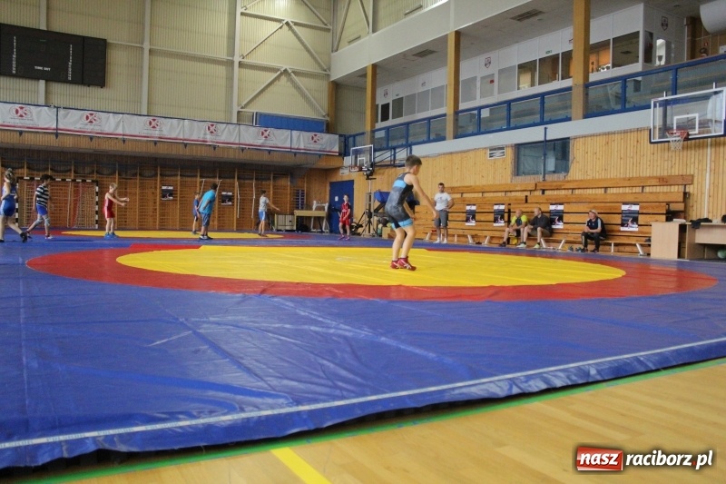 Zdjęcie w galerii na portalu naszraciborz.pl: Zapaśnicy MKZ Unii Racibórz i Lokomotiva Krnov na zgrupowaniu w Szczyrku wiadomości z regionu