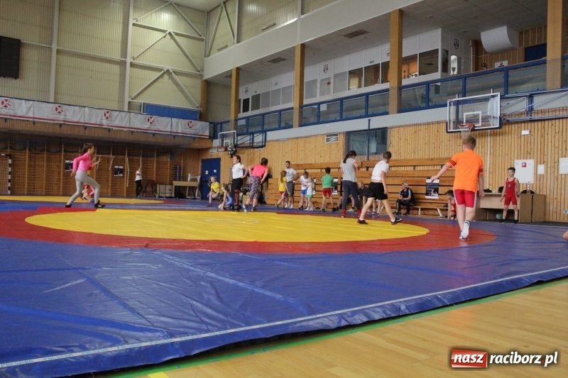 Zdjęcie w galerii na portalu naszraciborz.pl: Zapaśnicy MKZ Unii Racibórz i Lokomotiva Krnov na zgrupowaniu w Szczyrku wiadomości z regionu