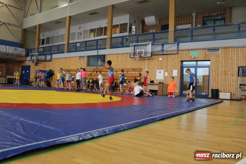 Zdjęcie w galerii na portalu naszraciborz.pl: Zapaśnicy MKZ Unii Racibórz i Lokomotiva Krnov na zgrupowaniu w Szczyrku wiadomości z regionu