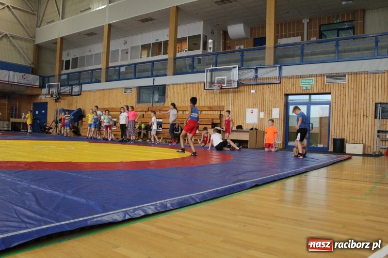 Zdjęcie w galerii na portalu naszraciborz.pl: Zapaśnicy MKZ Unii Racibórz i Lokomotiva Krnov na zgrupowaniu w Szczyrku wiadomości z regionu