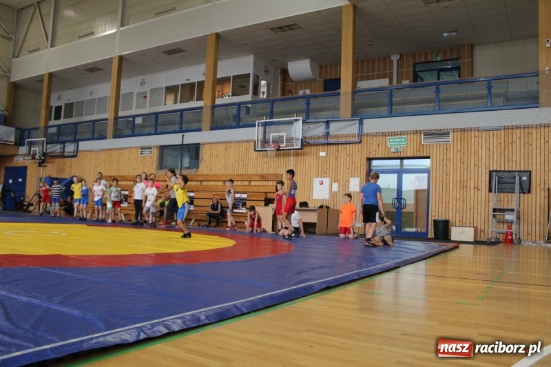 Zdjęcie w galerii na portalu naszraciborz.pl: Zapaśnicy MKZ Unii Racibórz i Lokomotiva Krnov na zgrupowaniu w Szczyrku wiadomości z regionu