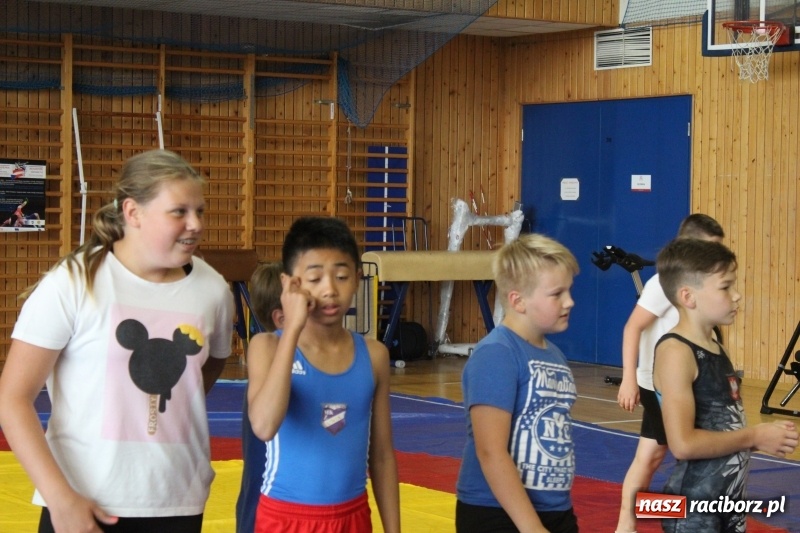 Zdjęcie w galerii na portalu naszraciborz.pl: Zapaśnicy MKZ Unii Racibórz i Lokomotiva Krnov na zgrupowaniu w Szczyrku wiadomości z regionu