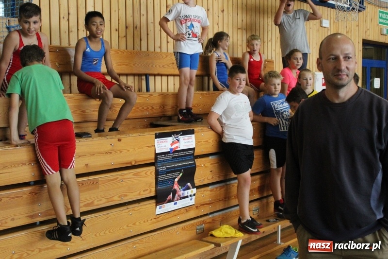 Zdjęcie w galerii na portalu naszraciborz.pl: Zapaśnicy MKZ Unii Racibórz i Lokomotiva Krnov na zgrupowaniu w Szczyrku wiadomości z regionu