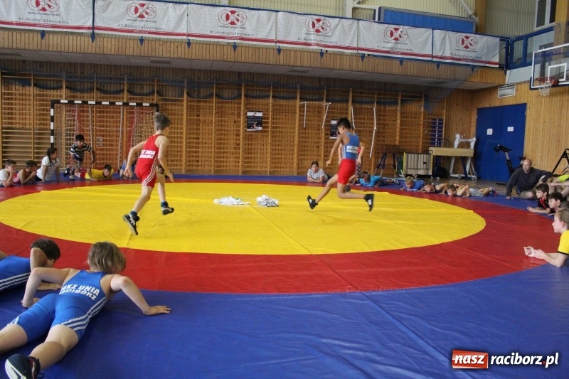 Zdjęcie w galerii na portalu naszraciborz.pl: Zapaśnicy MKZ Unii Racibórz i Lokomotiva Krnov na zgrupowaniu w Szczyrku wiadomości z regionu