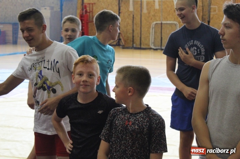 Zdjęcie w galerii na portalu naszraciborz.pl: Zapaśnicy MKZ Unii Racibórz i Lokomotiva Krnov na zgrupowaniu w Szczyrku wiadomości z regionu