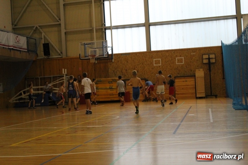 Zdjęcie w galerii na portalu naszraciborz.pl: Zapaśnicy MKZ Unii Racibórz i Lokomotiva Krnov na zgrupowaniu w Szczyrku wiadomości z regionu