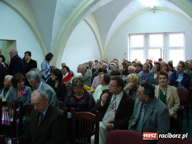 Zdjęcie w galerii na portalu naszraciborz.pl: Sesja naukowa: Powojenne migracje wiadomości z regionu