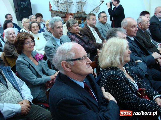 Zdjęcie w galerii na portalu naszraciborz.pl: Sesja naukowa: Powojenne migracje wiadomości z regionu