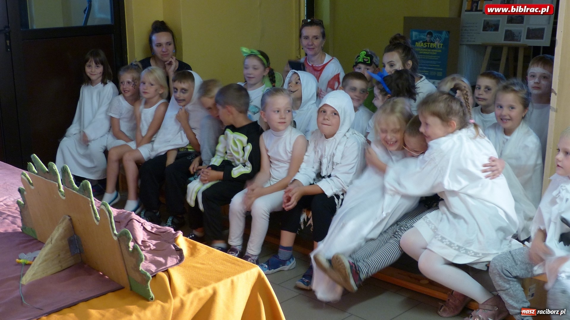 Zdjęcie w galerii na portalu naszraciborz.pl: Wakacje z duchami w Markowicach wiadomości z regionu