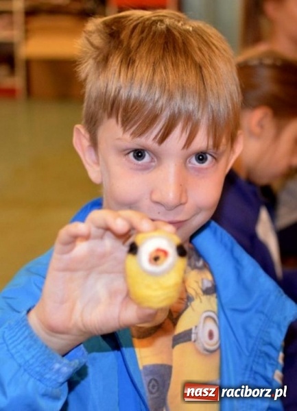 Zdjęcie w galerii na portalu naszraciborz.pl: W RCK ruszyły wakacyjne warsztaty  wiadomości z regionu