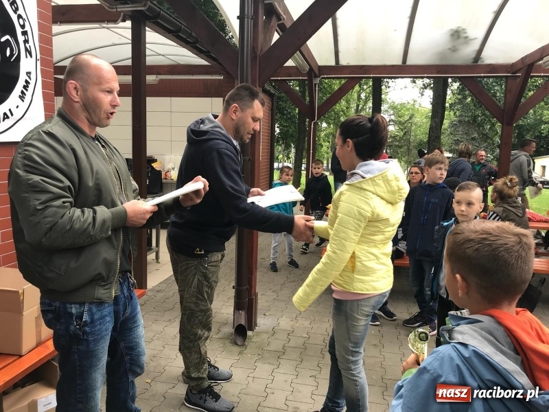 Zdjęcie w galerii na portalu naszraciborz.pl: Łamatorzy zakończyli sezon w rodzinnym gronie  wiadomości z regionu