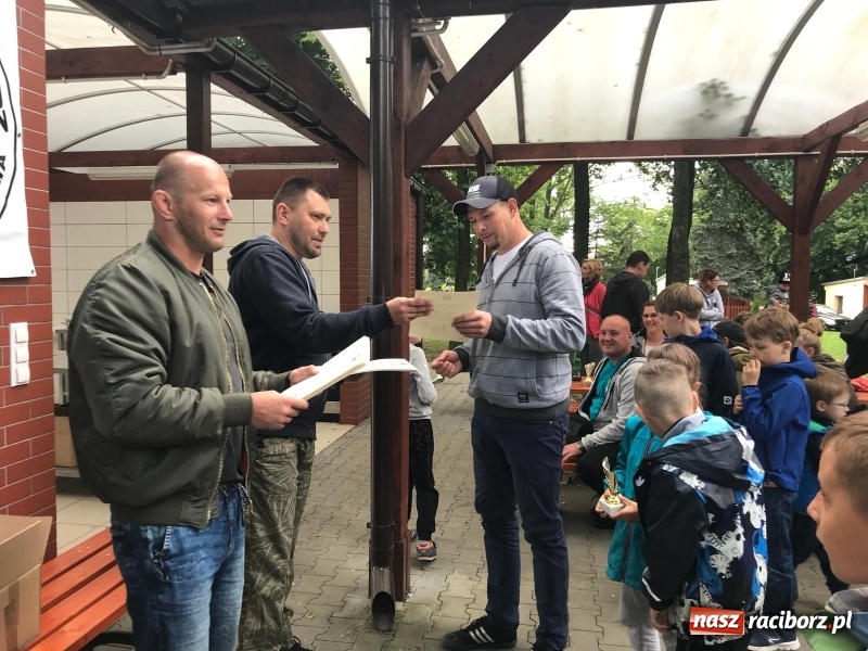 Zdjęcie w galerii na portalu naszraciborz.pl: Łamatorzy zakończyli sezon w rodzinnym gronie  wiadomości z regionu