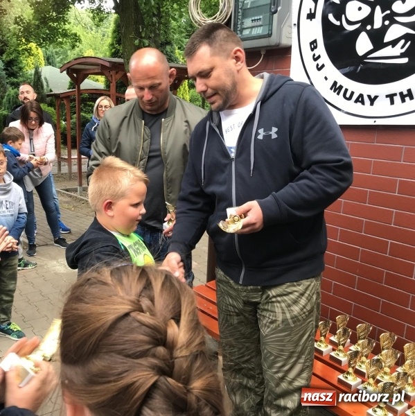 Zdjęcie w galerii na portalu naszraciborz.pl: Łamatorzy zakończyli sezon w rodzinnym gronie  wiadomości z regionu