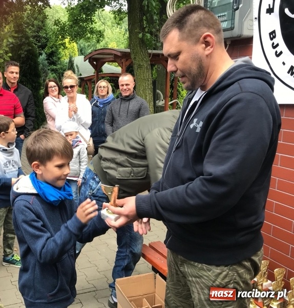Zdjęcie w galerii na portalu naszraciborz.pl: Łamatorzy zakończyli sezon w rodzinnym gronie  wiadomości z regionu