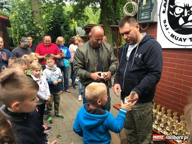 Zdjęcie w galerii na portalu naszraciborz.pl: Łamatorzy zakończyli sezon w rodzinnym gronie  wiadomości z regionu