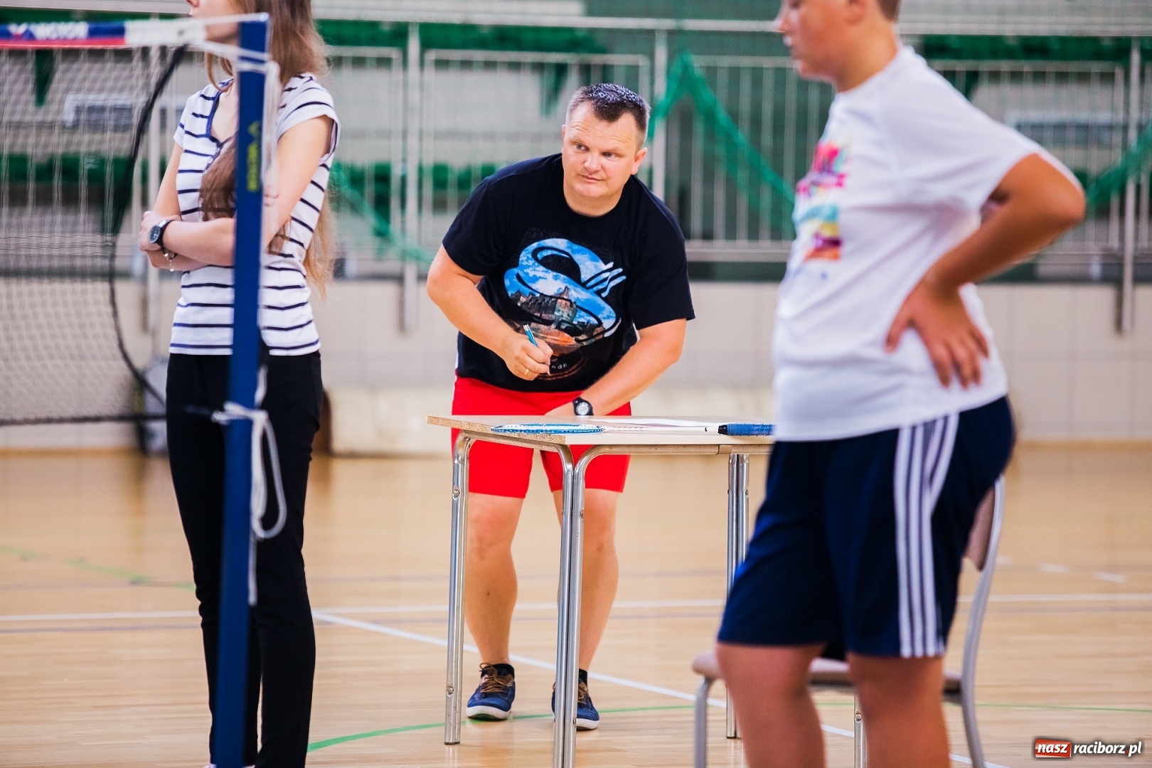 Zdjęcie w galerii na portalu naszraciborz.pl: Wakacyjny turniej badmintona w Arenie Rafako wiadomości z regionu