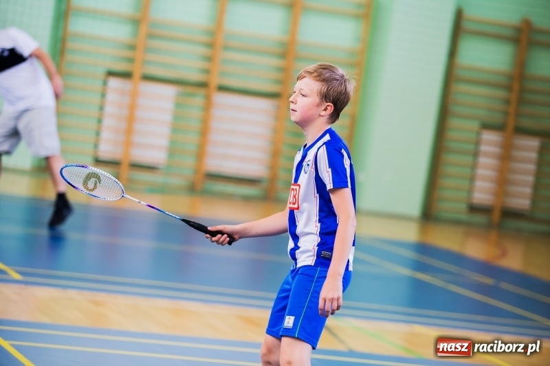 Zdjęcie w galerii na portalu naszraciborz.pl: Wakacyjny turniej badmintona w Arenie Rafako wiadomości z regionu